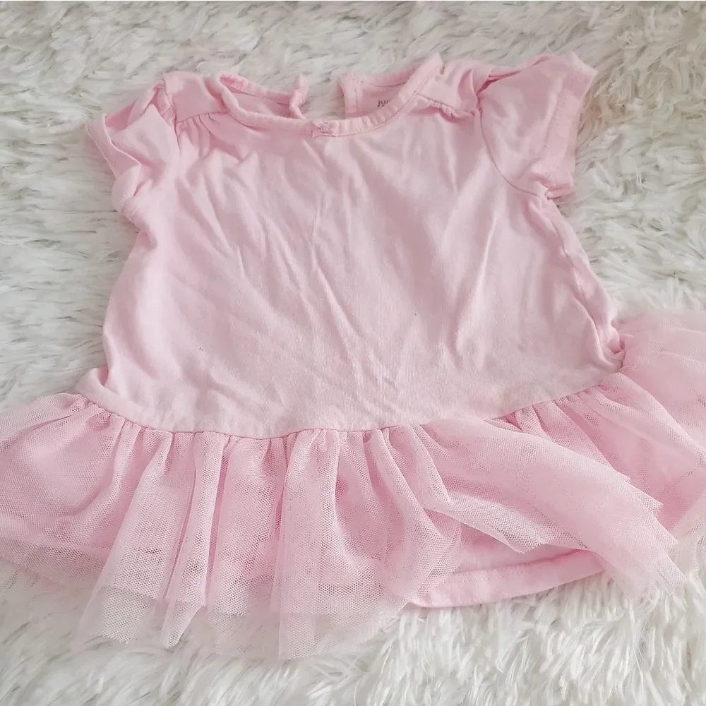 Carter's Baby Girl's Size 6M Pink Tutu Shirt with Gray Rabbit Pants